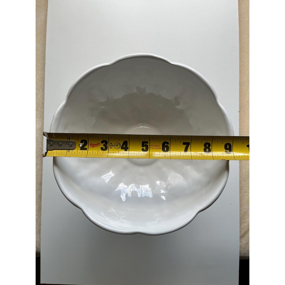White Ceramic Pedestal Compote raised leaf design French Provincial Isaac - Picture 4 of 7